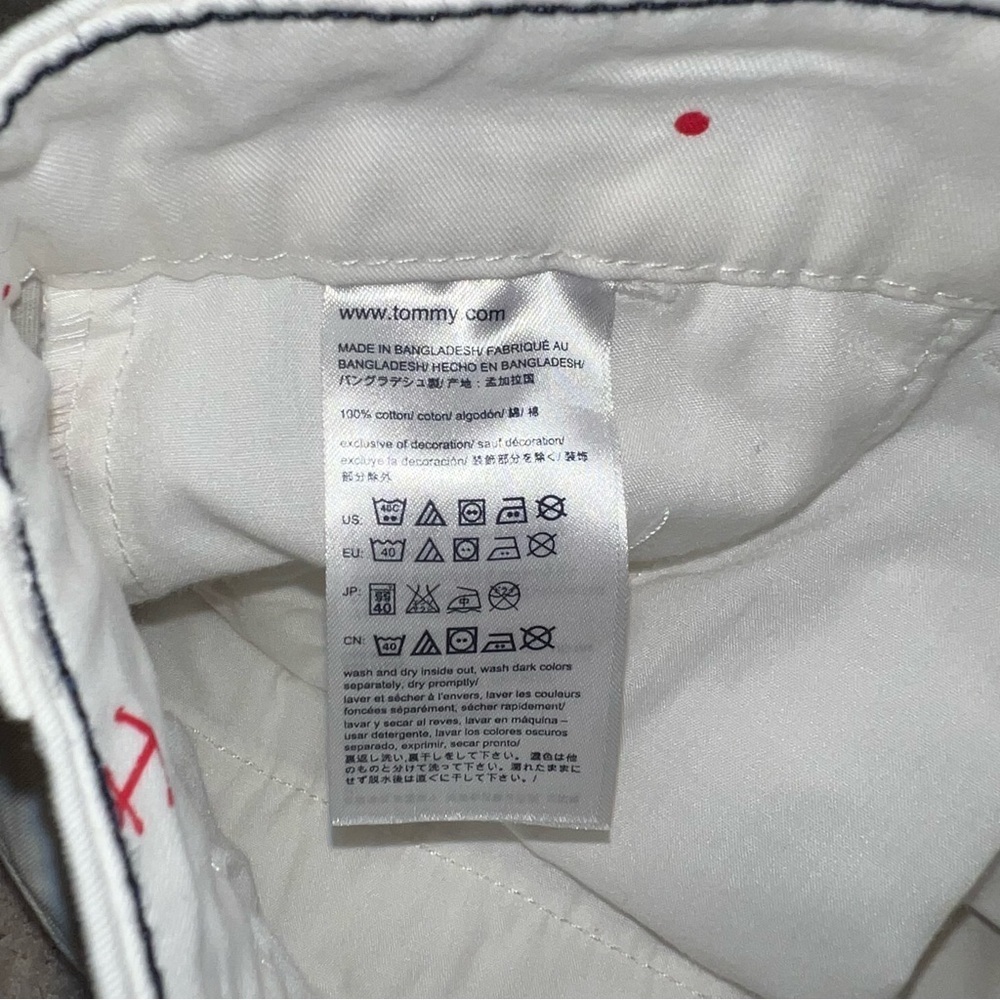 Tommy Hilfiger Women's White With Red Anchor Print Shorts Size 0 - Picture 4 of 8